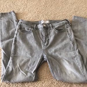 Free People Busted knee Skinny High Rise Jeans